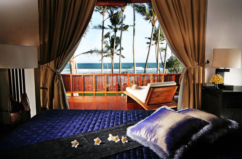 Bali Villa Majapahit- Raj Villa raj master bedroom ocean view .jpg