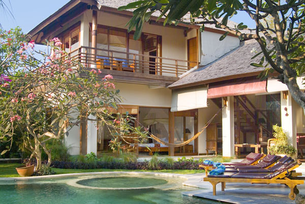 Bali Villa Maharaj Main villa leeping area